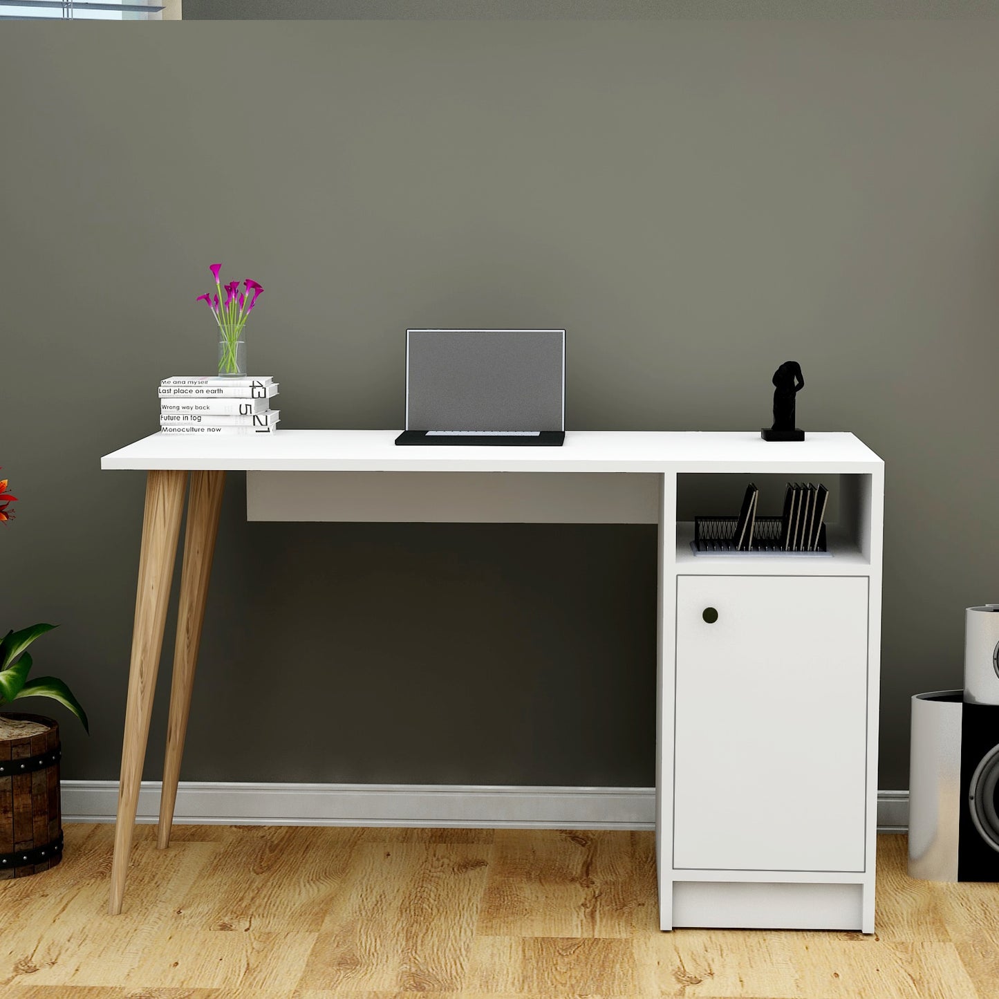 Mentor Working Table With Turned Legs